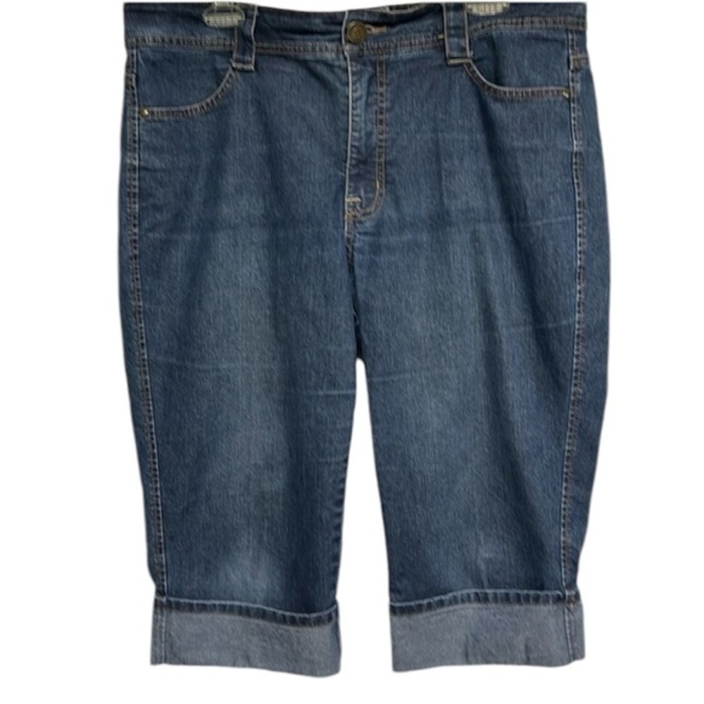 Croft & Barrow Denim Capri Jeans Women’s Stretch Cuffed Blue Jean Capris Size 16